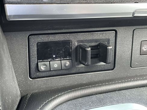 Used 2024 Nissan Armada SV AWD/4WD image 22