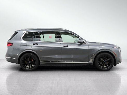 Used 2026 BMW X7 xDrive40i AWD/4WD image 6