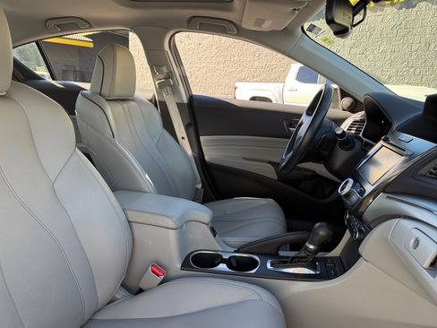 Used 2022 Acura ILX w/ Premium Package image 19