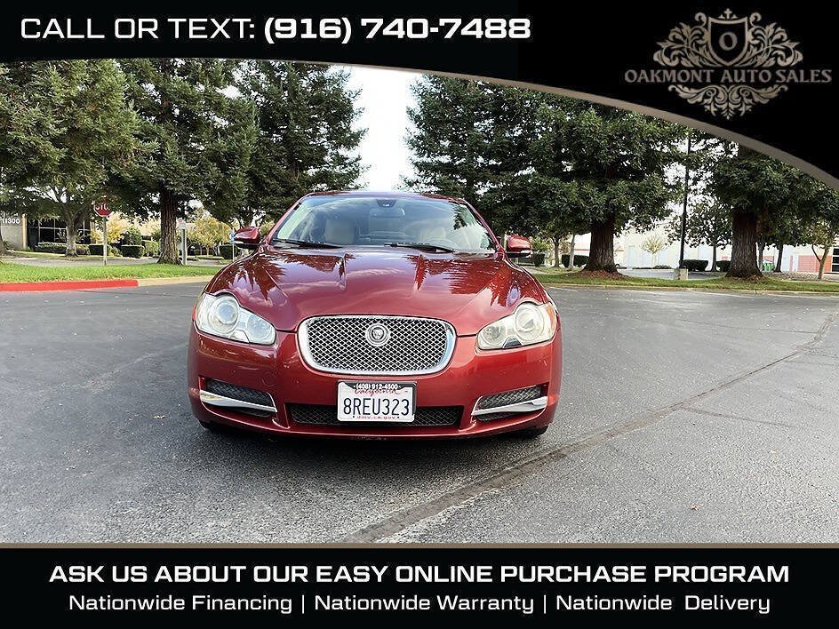 Used 2010 Jaguar XF Luxury RWD image 2