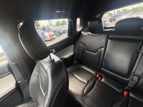 Used 2025 Jeep Compass Limited image 40