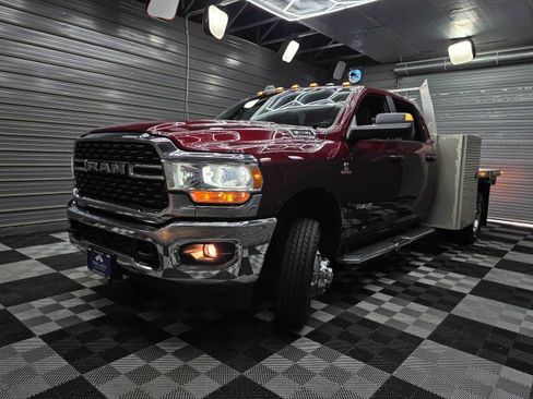 Used 2022 RAM 3500 Big Horn w/ Level C Equiment Group AWD/4WD image 49