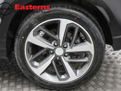 Used 2019 Hyundai Kona Limited image 32