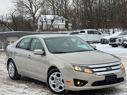 Used 2010 Ford Fusion SE image 8