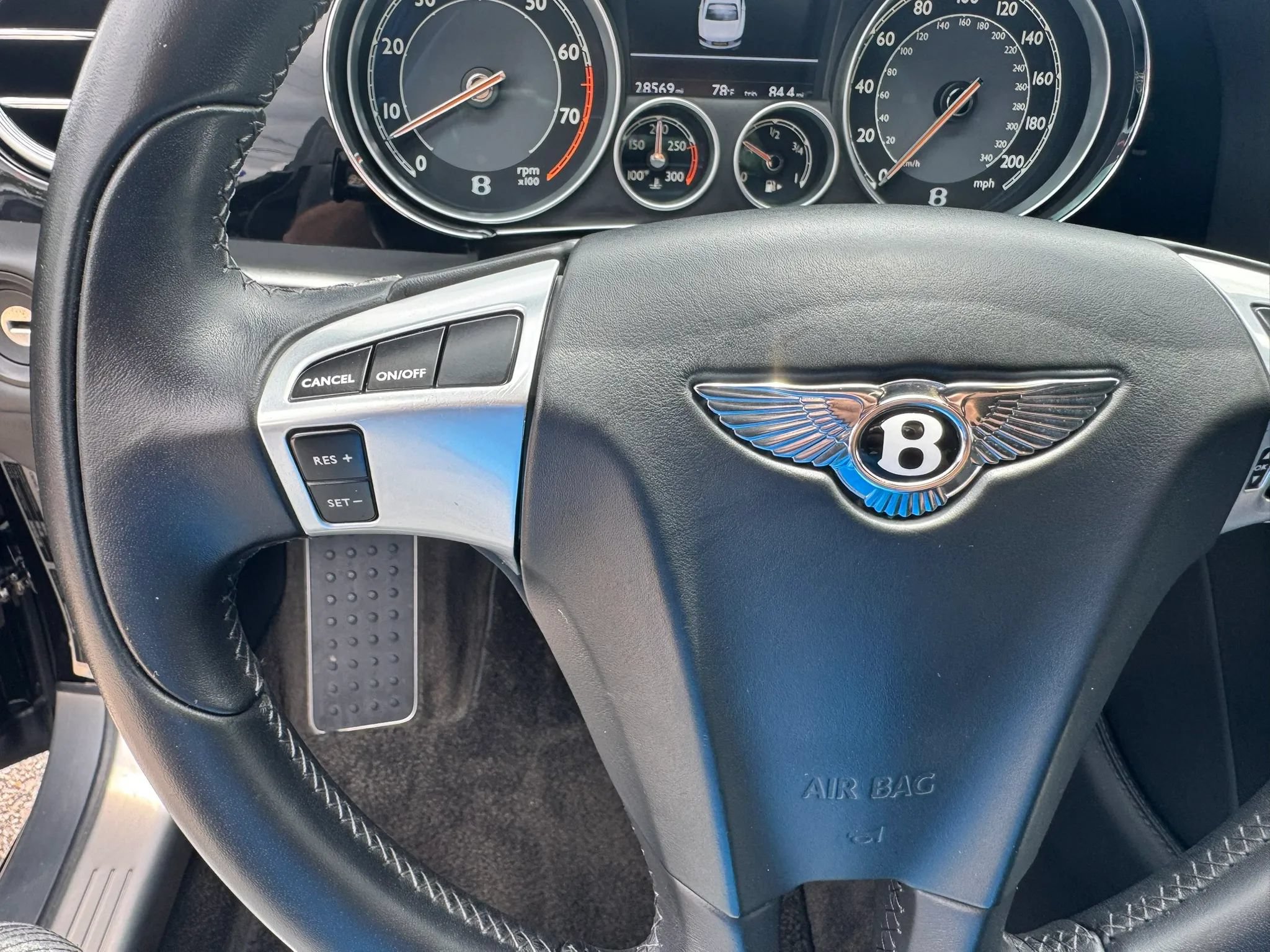 Used 2014 Bentley Flying Spur W12 AWD/4WD image 42