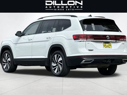 Used 2024 Volkswagen Atlas SE AWD/4WD image 6