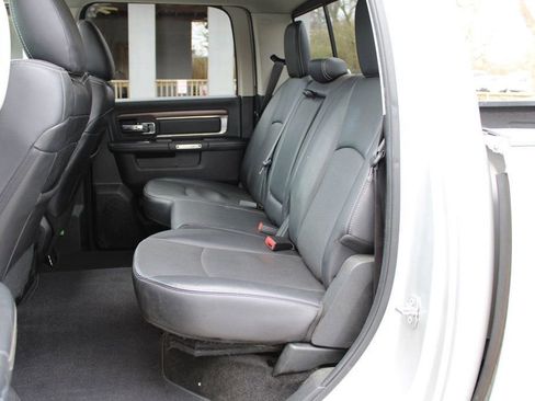 Used 2017 RAM 1500 Laramie w/ Convenience Group AWD/4WD image 19