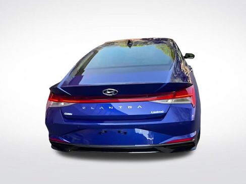 Used 2023 Hyundai Elantra Limited FWD image 11
