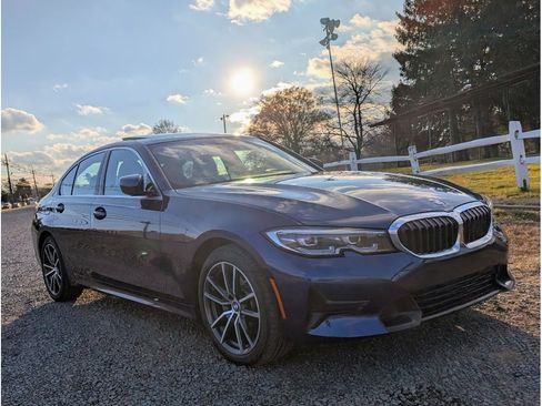 Used 2019 BMW 330i xDrive Sedan w/ Convenience Package image 3