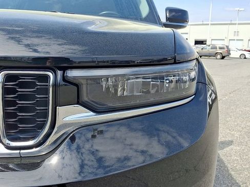 Used 2022 Jeep Grand Cherokee L Limited AWD/4WD image 9