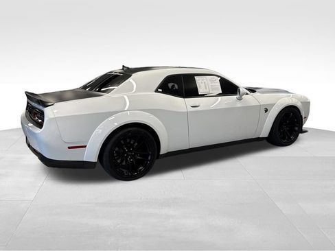Used 2022 Dodge Challenger SRT Hellcat RWD image 6