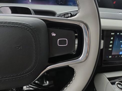New 2026 Lincoln Navigator Reserve AWD/4WD image 21