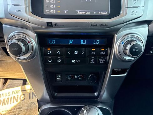 Used 2016 Toyota 4Runner Limited AWD/4WD image 21