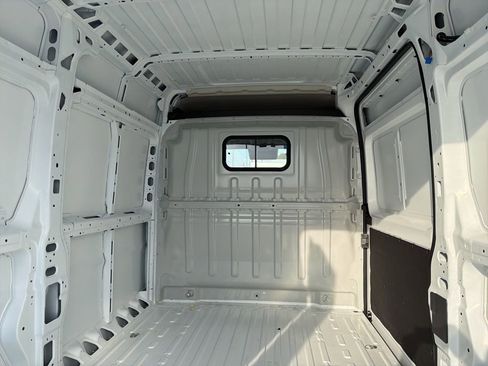 New 2026 RAM ProMaster 1500 FWD image 15