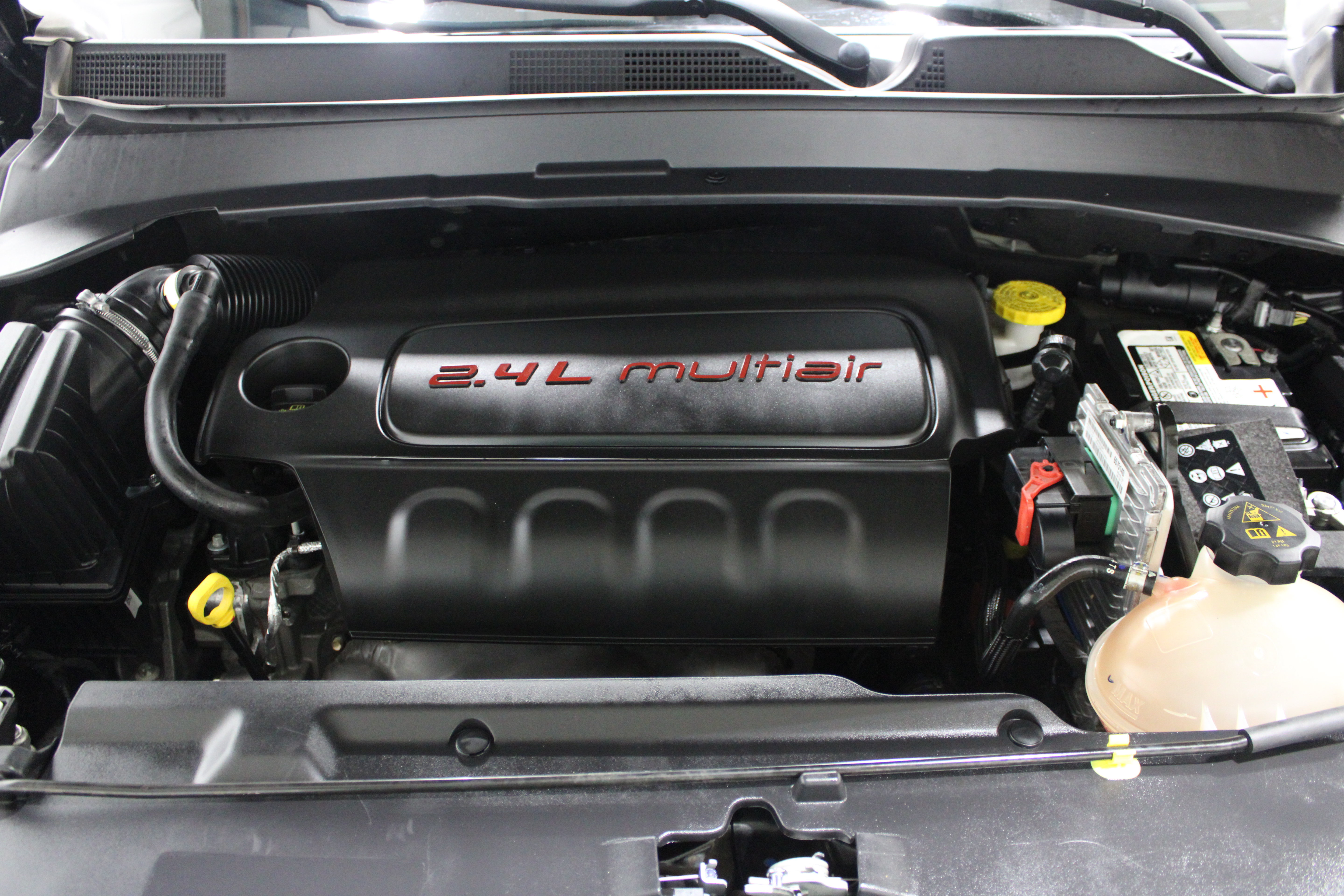 Used 2022 Jeep Compass Latitude FWD image 39