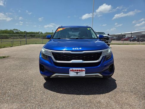 Used 2022 Kia Seltos S FWD image 2