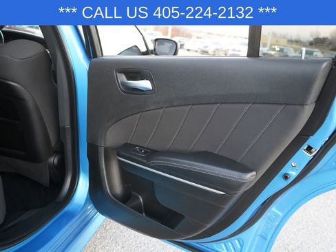 Used 2023 Dodge Charger R/T w/ Navigation & Travel Group image 28