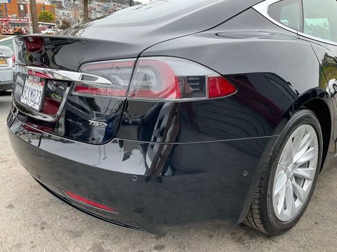 Used 2018 Tesla Model S 75D AWD/4WD image 84