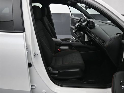 Used 2026 Honda HR-V Sport image 38
