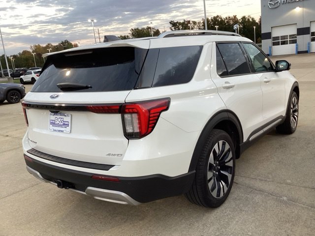 Used 2026 Ford Explorer Platinum w/ LUX Leather Package AWD/4WD image 12