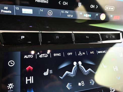 Used 2023 Maserati Grecale GT image 29