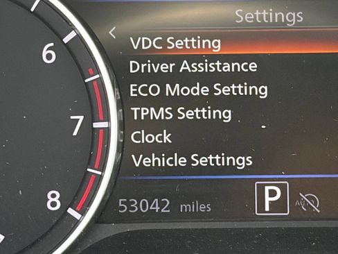 Used 2024 Nissan Sentra SV FWD image 12