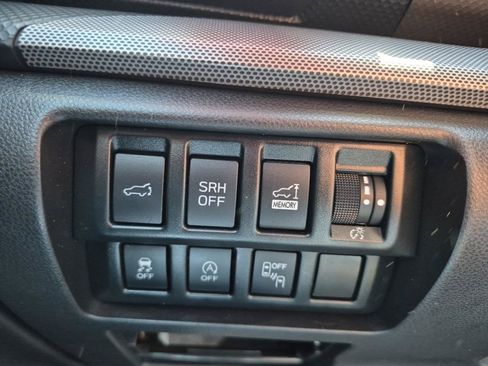 Used 2020 Subaru Forester Limited AWD/4WD image 18