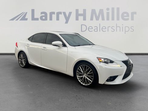 Used 2015 Lexus IS 250 image 7