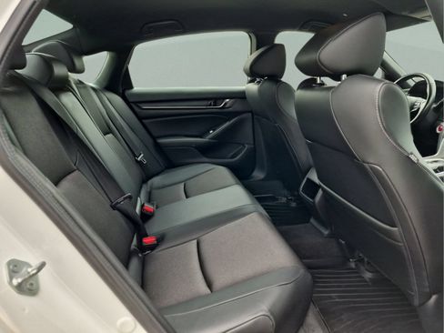 Used 2022 Honda Accord Sport image 18