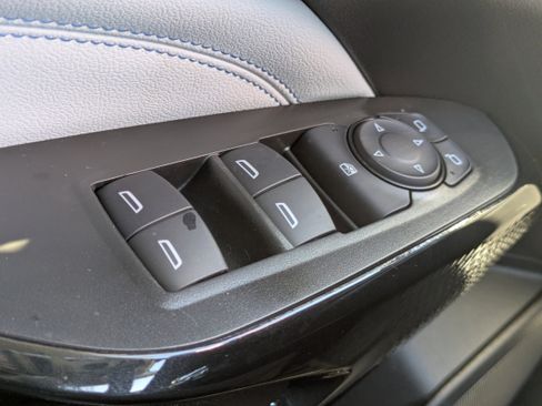 New 2026 Chevrolet Trax LT w/ Driver Confidence Package image 13