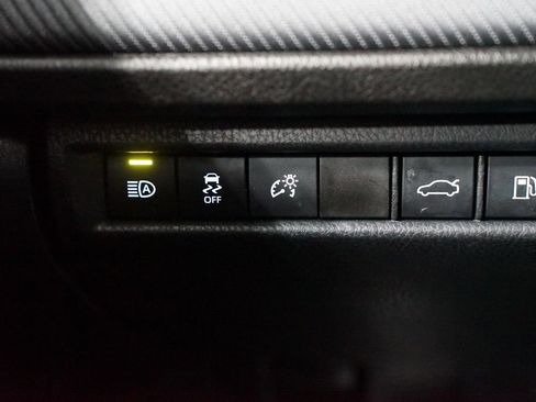 Certified 2025 Toyota Camry SE image 25