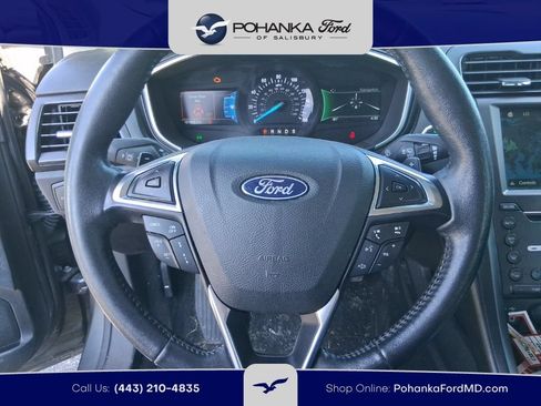Used 2019 Ford Fusion Titanium AWD/4WD image 9