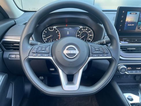 New 2026 Nissan Altima 2.5 SV FWD image 14