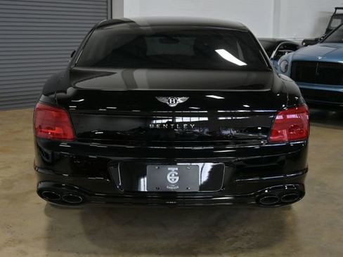 Used 2024 Bentley Flying Spur V8 AWD/4WD image 11