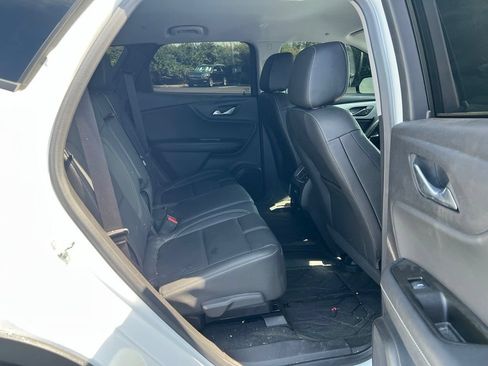 Used 2024 Chevrolet Blazer LT w/ Midnight/Sport Edition FWD image 11