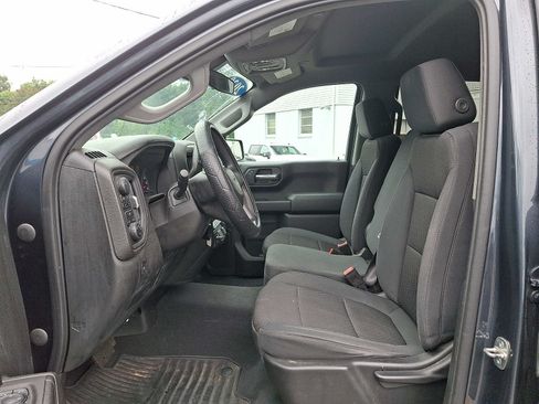 Used 2020 Chevrolet Silverado 1500 Custom Trail Boss w/ Custom Convenience Package AWD/4WD image 13