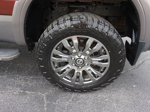 Used 2016 Nissan Titan Platinum Reserve AWD/4WD image 28