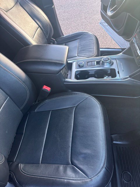 Used 2020 Ford Explorer Limited AWD/4WD image 32