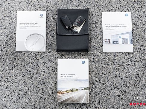 Used 2019 Volkswagen Golf R 4-Door image 42