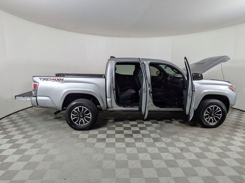 Used 2023 Toyota Tacoma TRD Sport w/ Advanced Technology Package AWD/4WD image 9