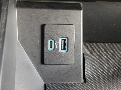 Used 2024 Ford F150 Lariat w/ FX4 Off-Road Package AWD/4WD image 29