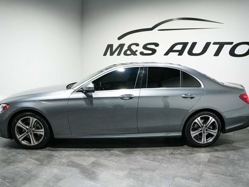 Used 2018 Mercedes-Benz E 300 image 3