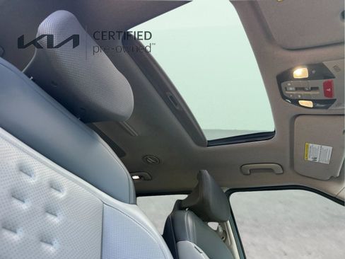 Certified 2024 Kia EV9 Wind AWD/4WD image 19