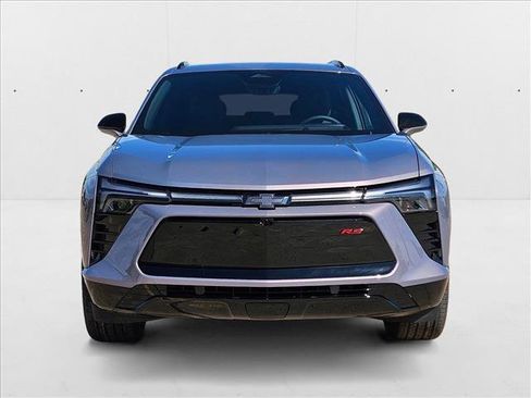 New 2025 Chevrolet Blazer EV RS image 6