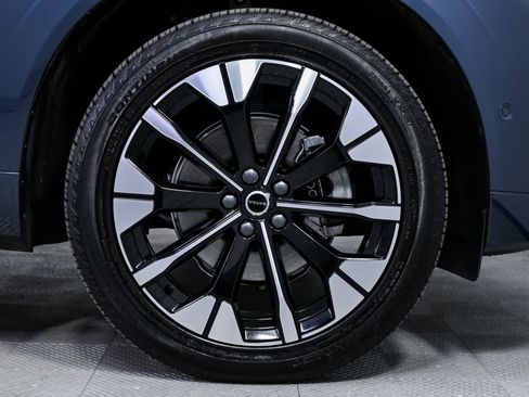 Used 2026 Volvo XC60 B5 Plus w/ Protection Package Premier image 39