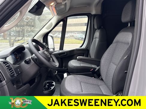 New 2026 RAM ProMaster 2500 w/ Premium Convenience Group FWD image 12