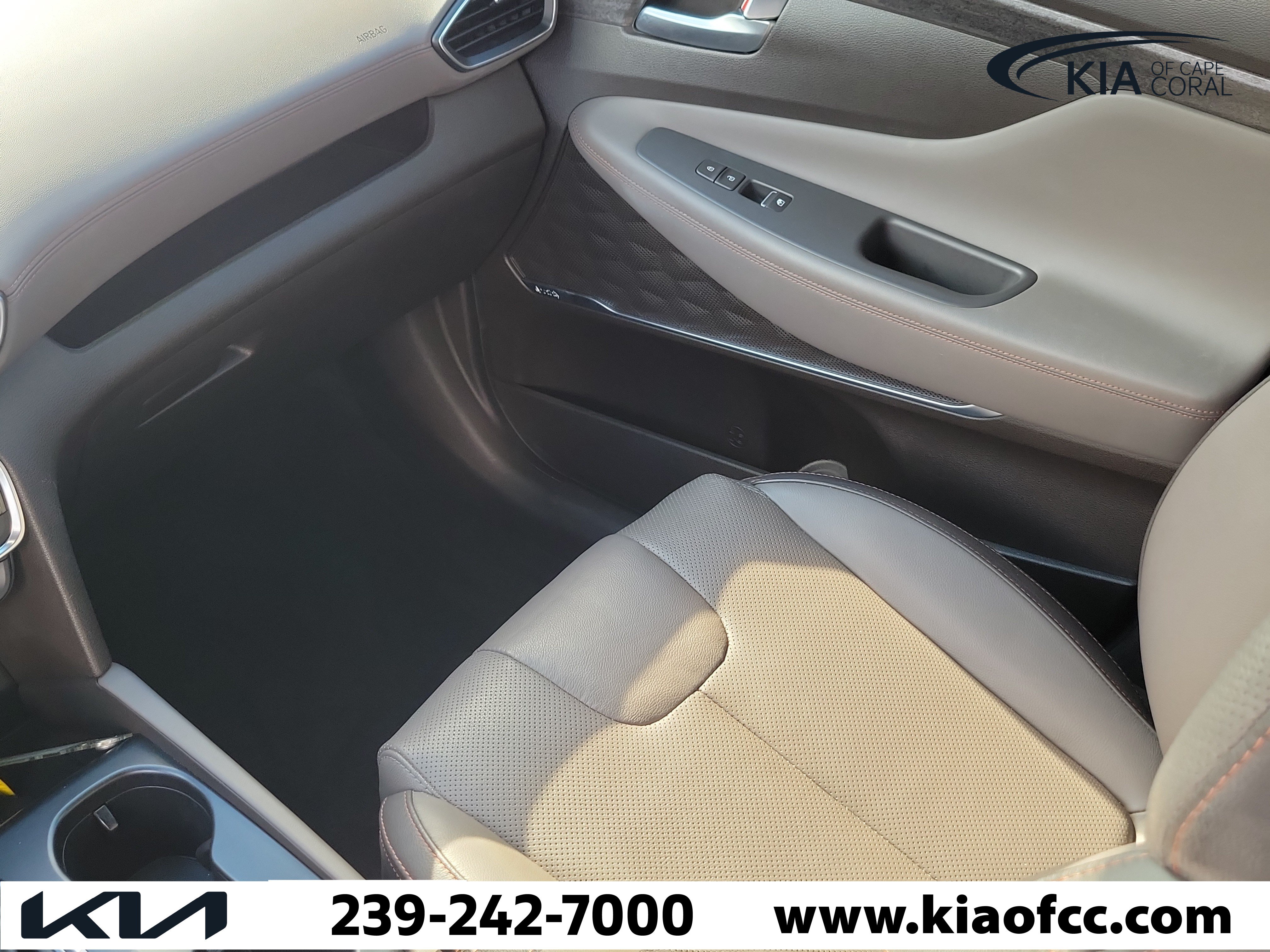 Used 2020 Hyundai Santa Fe SEL w/ Cargo Package FWD image 19