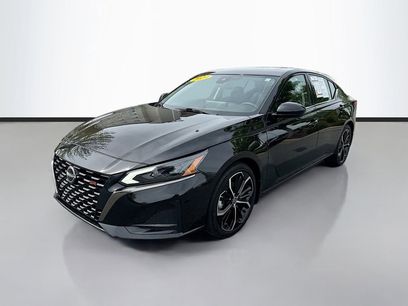 Used 2023 Nissan Altima 2.5 SR w/ SR Premium Package