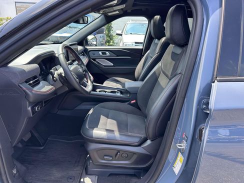 Certified 2025 Ford Explorer ST w/ Sun And Sound Package AWD/4WD image 13