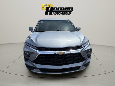 Used 2025 Chevrolet Blazer LT FWD image 9
